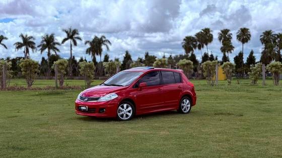 NISSAN TIIDA 1.8 SL 16V FLEX 4P AUTOMÁTICO NISSAN TIIDA 1.8 SL 16V FLEX 4P AUTOMÁTICO